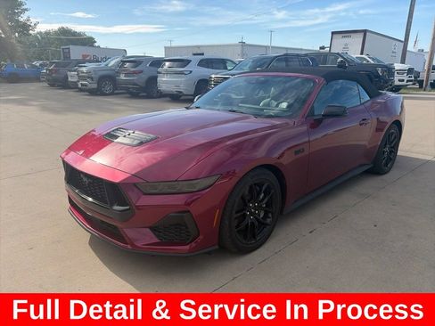 Used 2025 Ford Mustang GT Premium RWD image 3