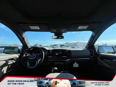 New 2026 GMC Sierra 1500 SLT w/ SLT Premium Plus Package image 14