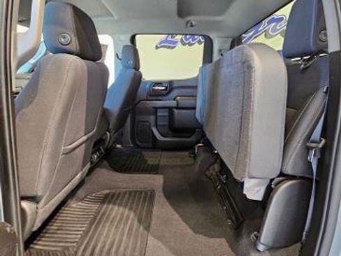 Used 2022 Chevrolet Silverado 1500 LT image 8