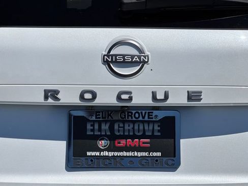 Used 2024 Nissan Rogue SV FWD image 49
