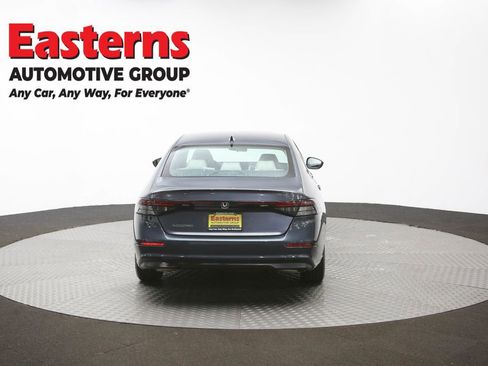 Used 2023 Honda Accord EX image 38