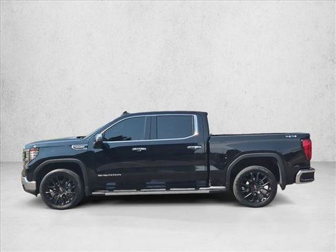 Used 2024 GMC Sierra 1500 SLT w/ SLT Premium Package AWD/4WD image 8