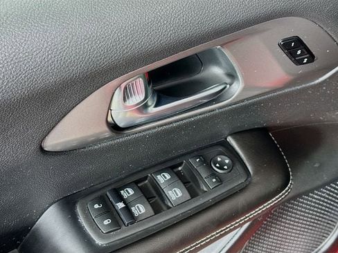 New 2026 Chrysler Pacifica Select FWD image 20