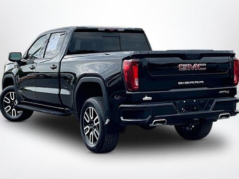 Used 2024 GMC Sierra 1500 AT4 w/ Technology Package AWD/4WD image 5