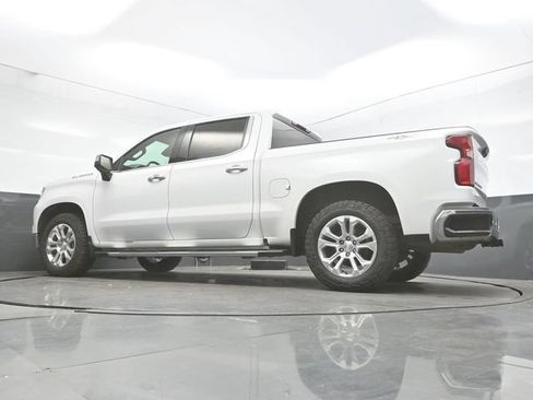 Used 2023 Chevrolet Silverado 1500 LTZ AWD/4WD image 32