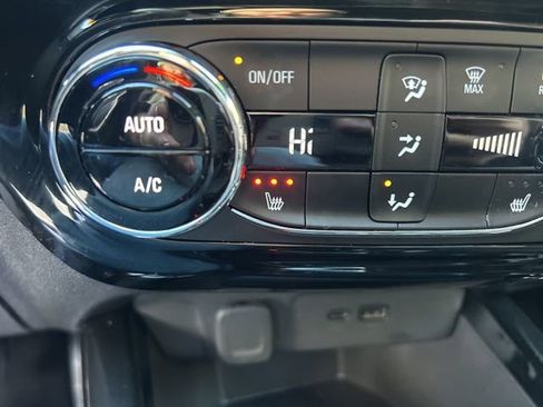 Certified 2024 Chevrolet Trax RS w/ Driver Confidence Package image 24