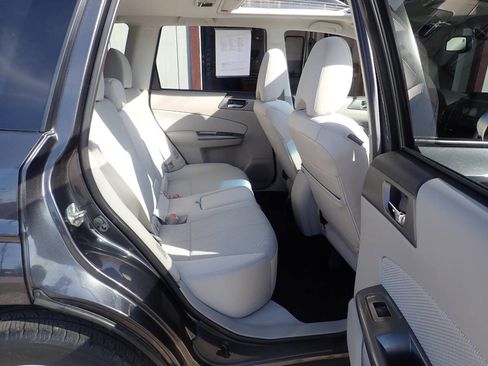Used 2013 Subaru Forester 2.5X Premium w/ Popular Pkg 3 image 29