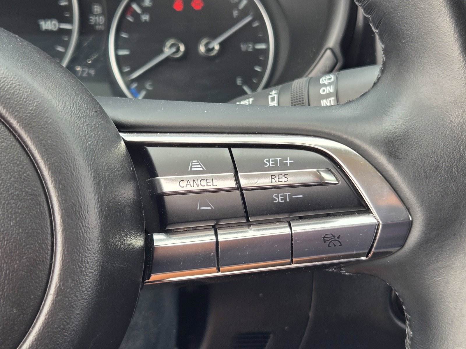 Used 2025 MAZDA CX-50 AWD 2.5 Hybrid w/ Premium Pkg image 22