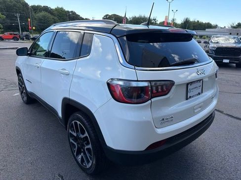 Used 2019 Jeep Compass Limited AWD/4WD image 7