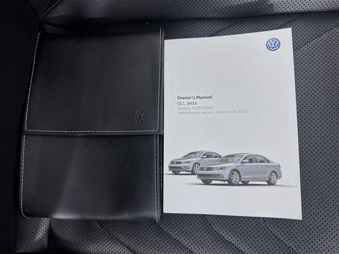 Used 2020 Volkswagen Jetta GLI Autobahn image 39