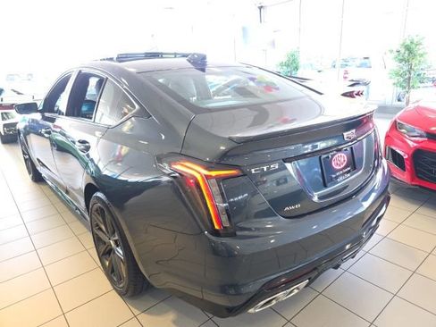 Used 2025 Cadillac CT5 V image 7