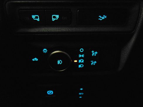 Used 2022 Ford F150 XLT w/ Equipment Group 302A High AWD/4WD image 14