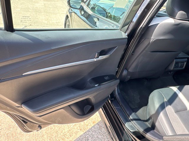 Used 2025 Toyota Camry SE FWD image 41
