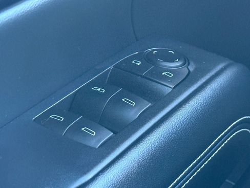 Used 2026 GMC Terrain Elevation w/ Technology Package II image 17