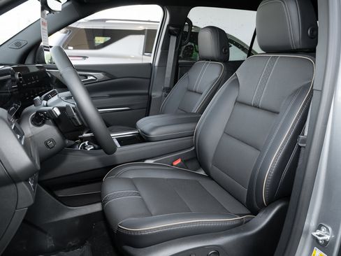 New 2026 Chevrolet Traverse High Country image 15