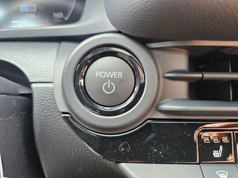New 2026 Toyota Crown Signia AWD/4WD image 32