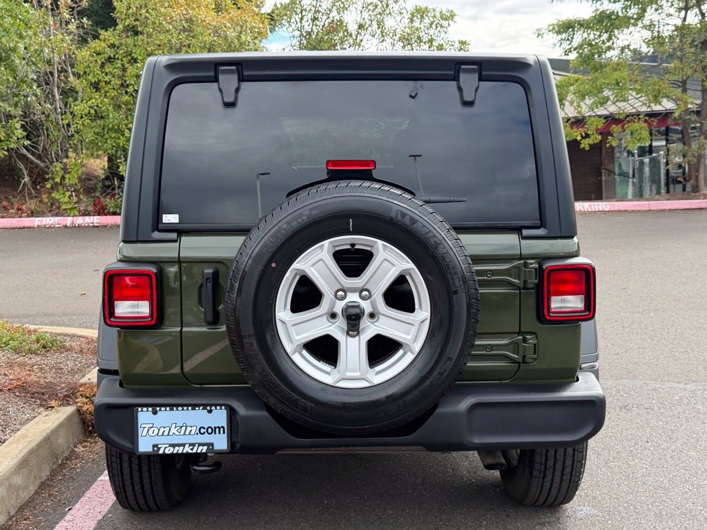 Used 2023 Jeep Wrangler Unlimited Sport AWD/4WD image 6