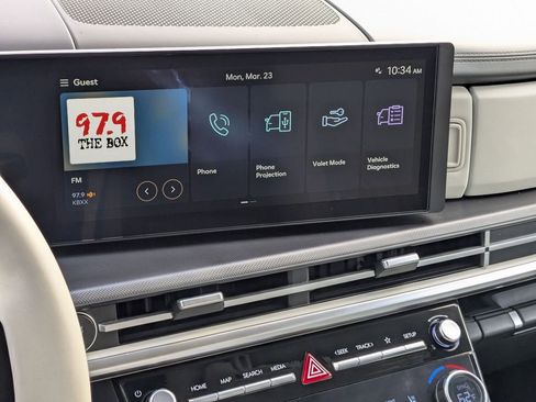 Used 2025 Hyundai Santa Fe SEL image 21