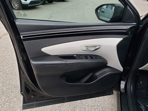 Used 2023 Hyundai Tucson SEL w/ Convenience Package image 10