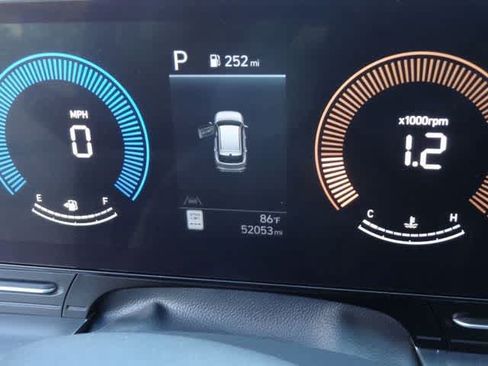 Used 2024 Hyundai Kona SEL AWD/4WD image 19