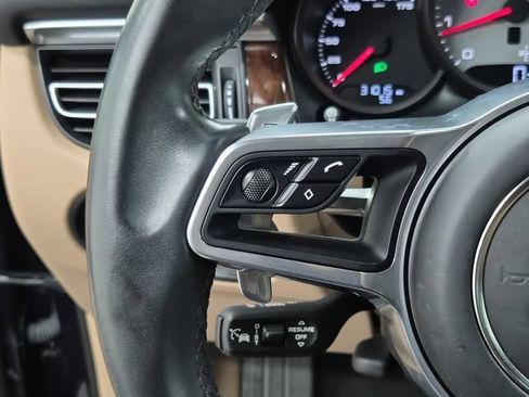 Used 2021 Porsche Macan S image 28