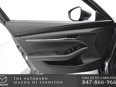 Used 2025 MAZDA MAZDA3 s image 28