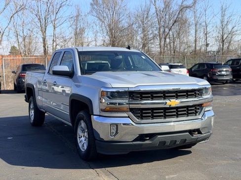 Used 2016 Chevrolet Silverado 1500 LT w/ All Star Edition image 4