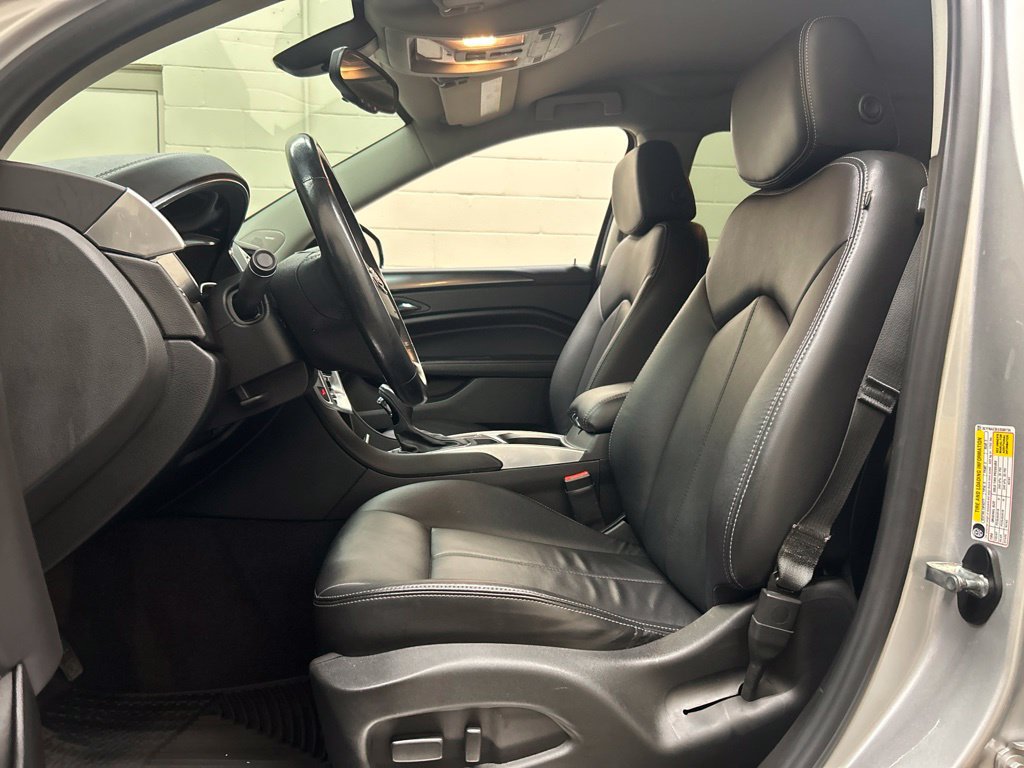 Used 2016 Cadillac SRX FWD image 8