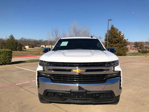 Used 2020 Chevrolet Silverado 1500 LT w/ Texas Edition AWD/4WD image 3