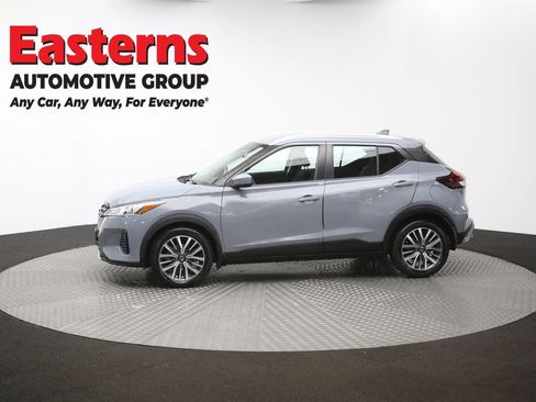 Used 2021 Nissan Kicks SV FWD image 57