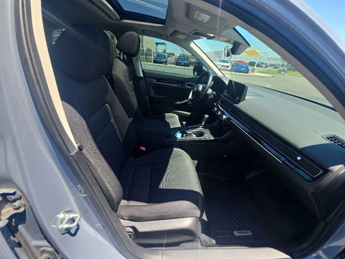 Used 2024 Honda Civic EX image 32