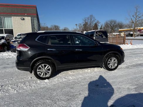 Used 2016 Nissan Rogue SV w/ SV Premium Package image 14