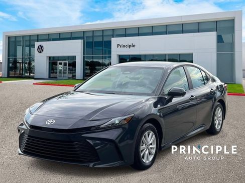 Used 2026 Toyota Camry LE FWD image 1