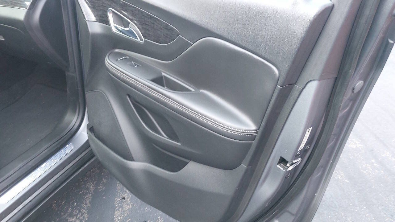 Used 2013 Buick Encore Convenience AWD/4WD image 19