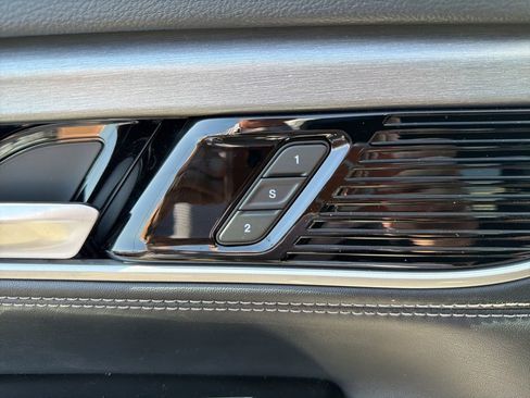 New 2026 Jeep Grand Wagoneer Limited AWD/4WD image 43