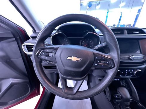 Used 2021 Chevrolet TrailBlazer LT image 15