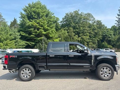 Used 2024 Ford F250 Lariat w/ Lariat Ultimate Package AWD/4WD image 11