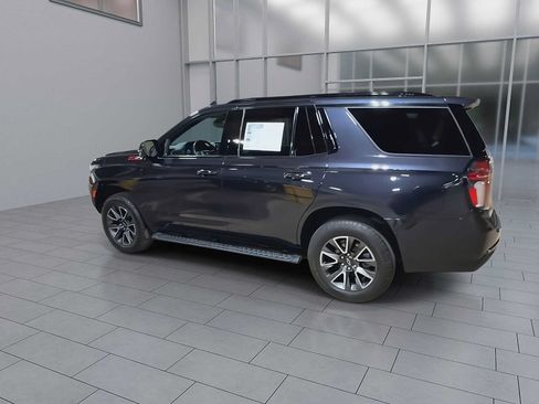 Used 2022 Chevrolet Tahoe Z71 w/ Luxury Package AWD/4WD image 6