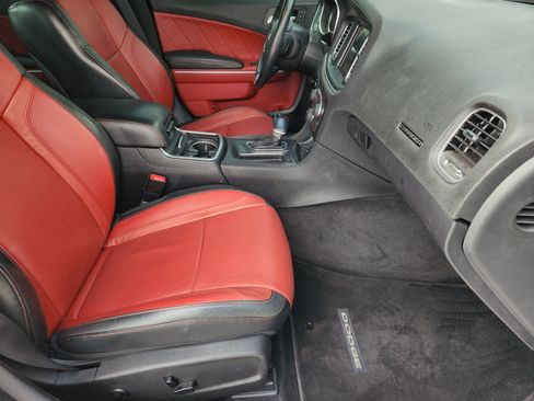 Used 2016 Dodge Charger SXT w/ Plus Group RWD image 13