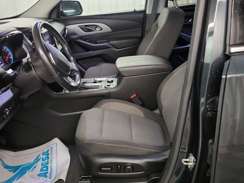 Used 2020 Chevrolet Traverse LT w/ LPO, Cargo Package AWD/4WD image 11