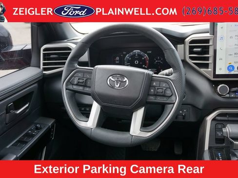 Used 2025 Toyota Tundra Limited AWD/4WD image 11