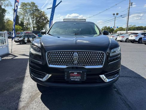 Used 2019 Lincoln Nautilus Select image 3