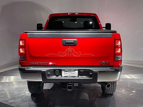Used 2011 GMC Sierra 2500 SLE w/ SLE Preferred Package AWD/4WD image 38