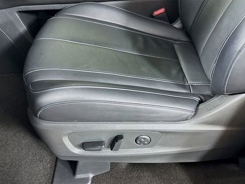 Used 2024 INFINITI QX60 Luxe image 23