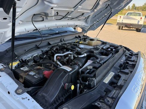 Used 2016 Ford F350 XL w/ Power Equipment Group image 19