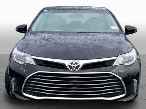 Used 2016 Toyota Avalon XLE FWD image 4