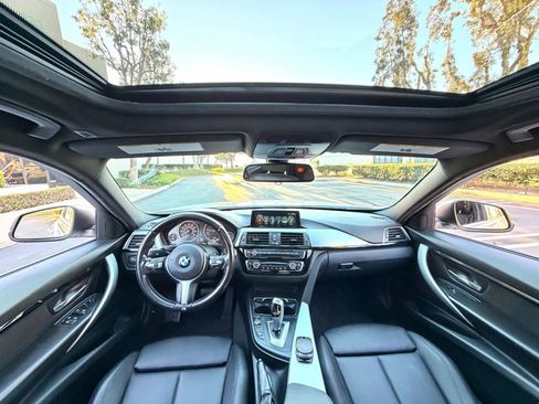 Used 2017 BMW 320i Sedan image 11