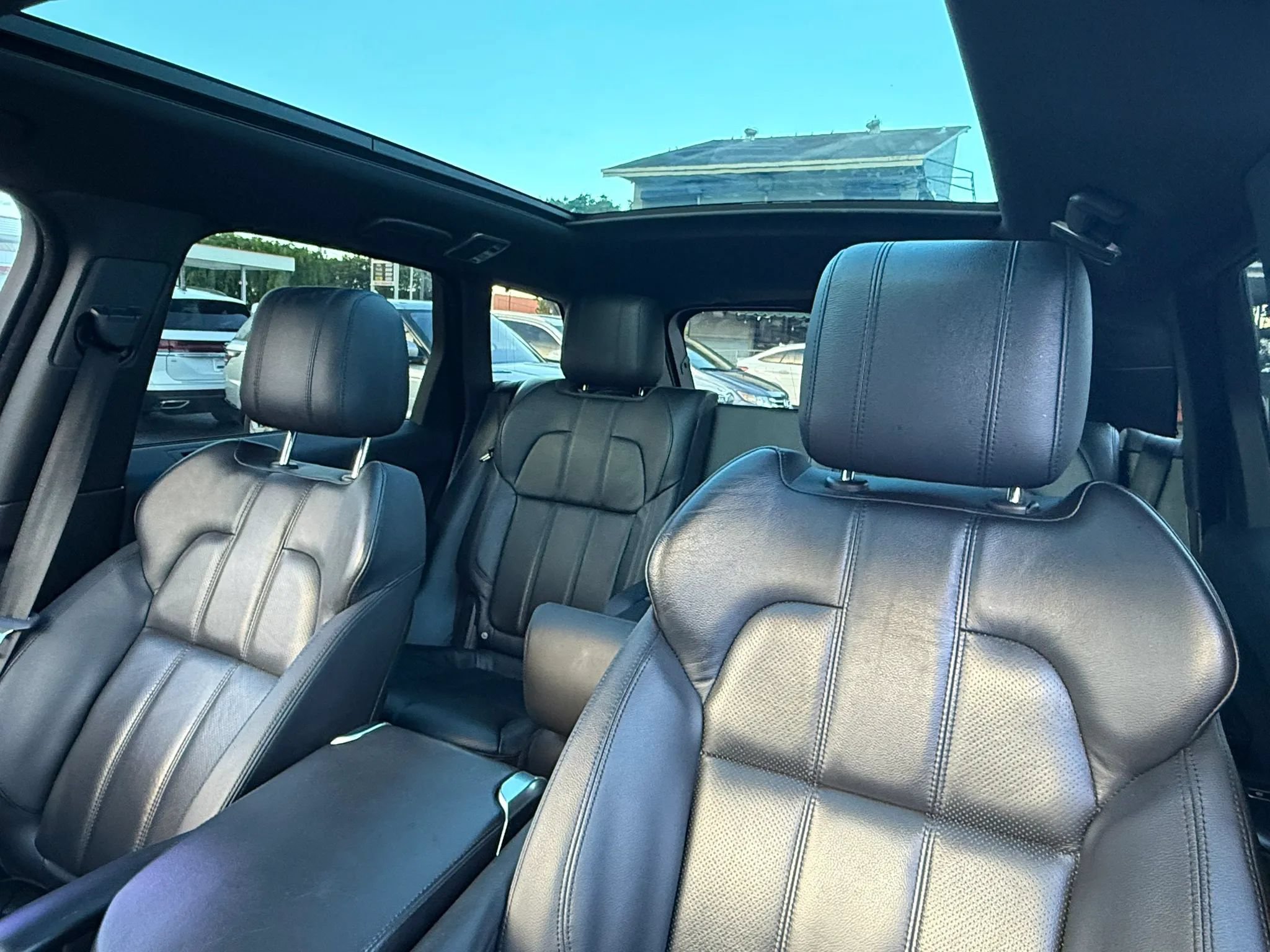 Used 2016 Land Rover Range Rover Sport SE AWD/4WD image 15