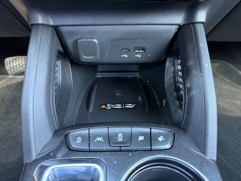 Used 2024 Chevrolet TrailBlazer RS w/ Convenience Package FWD image 28