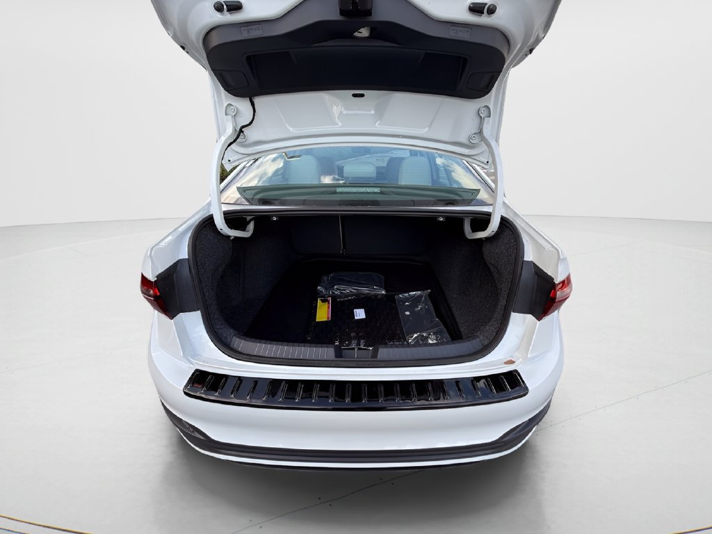 New 2026 Volkswagen Jetta SE FWD image 22